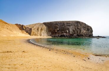 playa-del-papagayo-2437600_1280